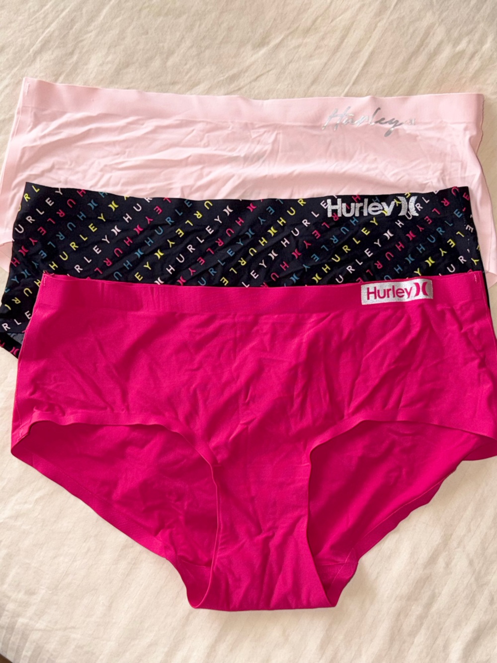 Hurley Girls' Pink Seamless Hipster Bottoms - 3 Pack